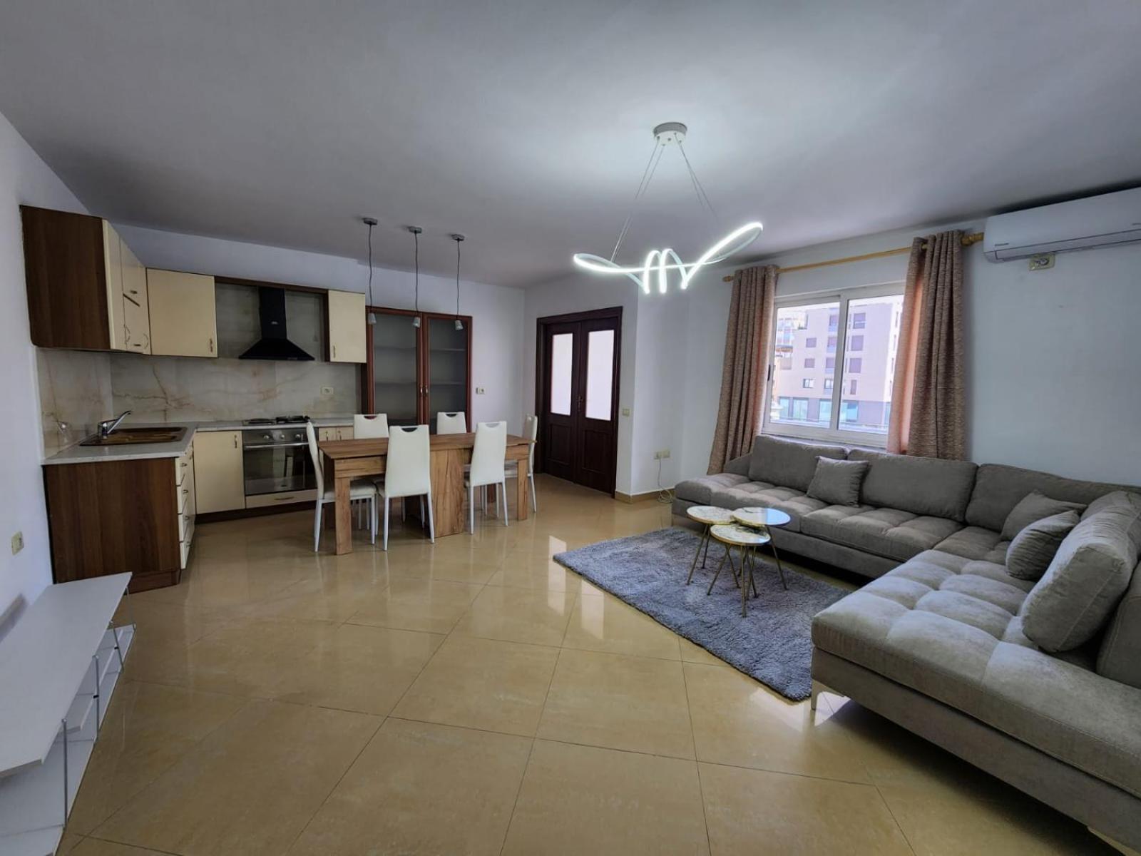 Tirana Square Hotel Ngoại thất bức ảnh
