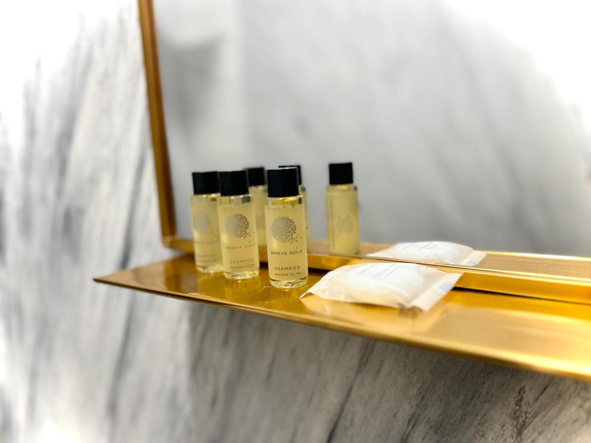 Tirana Square Hotel Ngoại thất bức ảnh