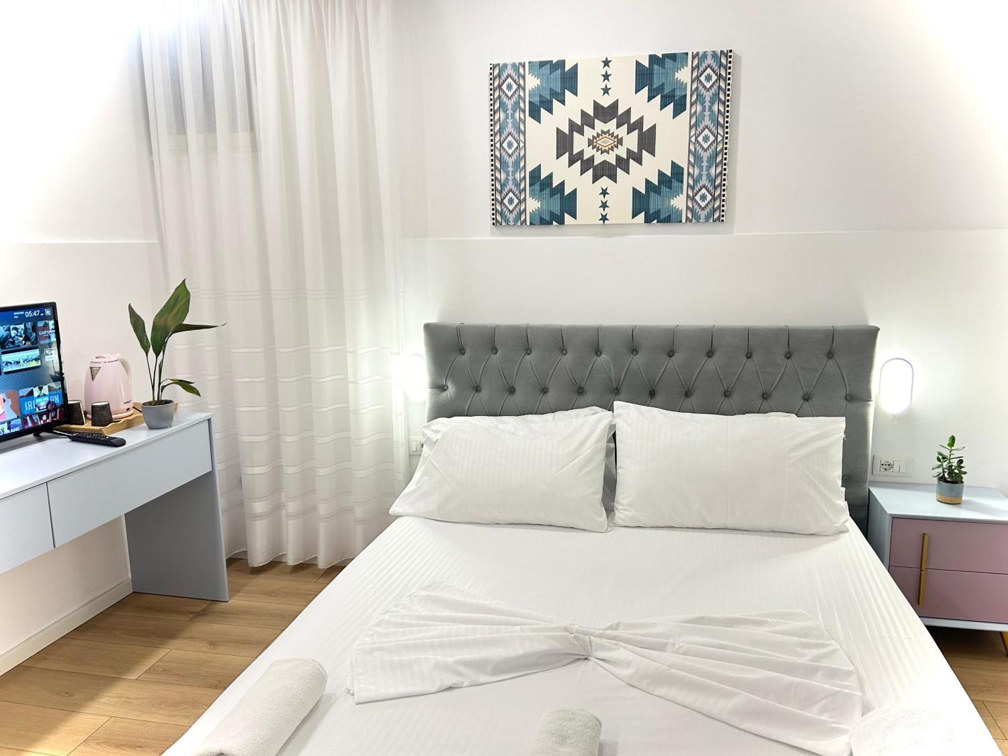 Tirana Square Hotel Ngoại thất bức ảnh