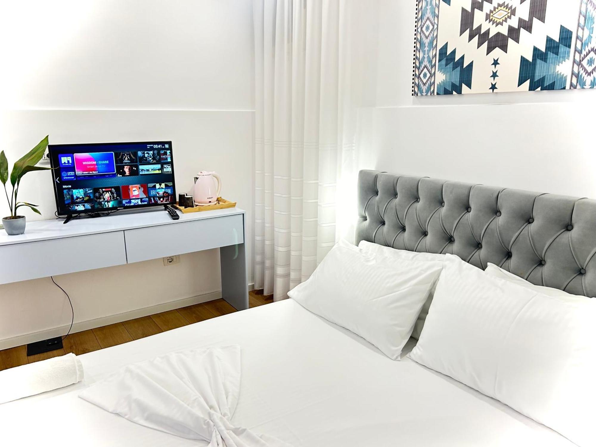 Tirana Square Hotel Ngoại thất bức ảnh