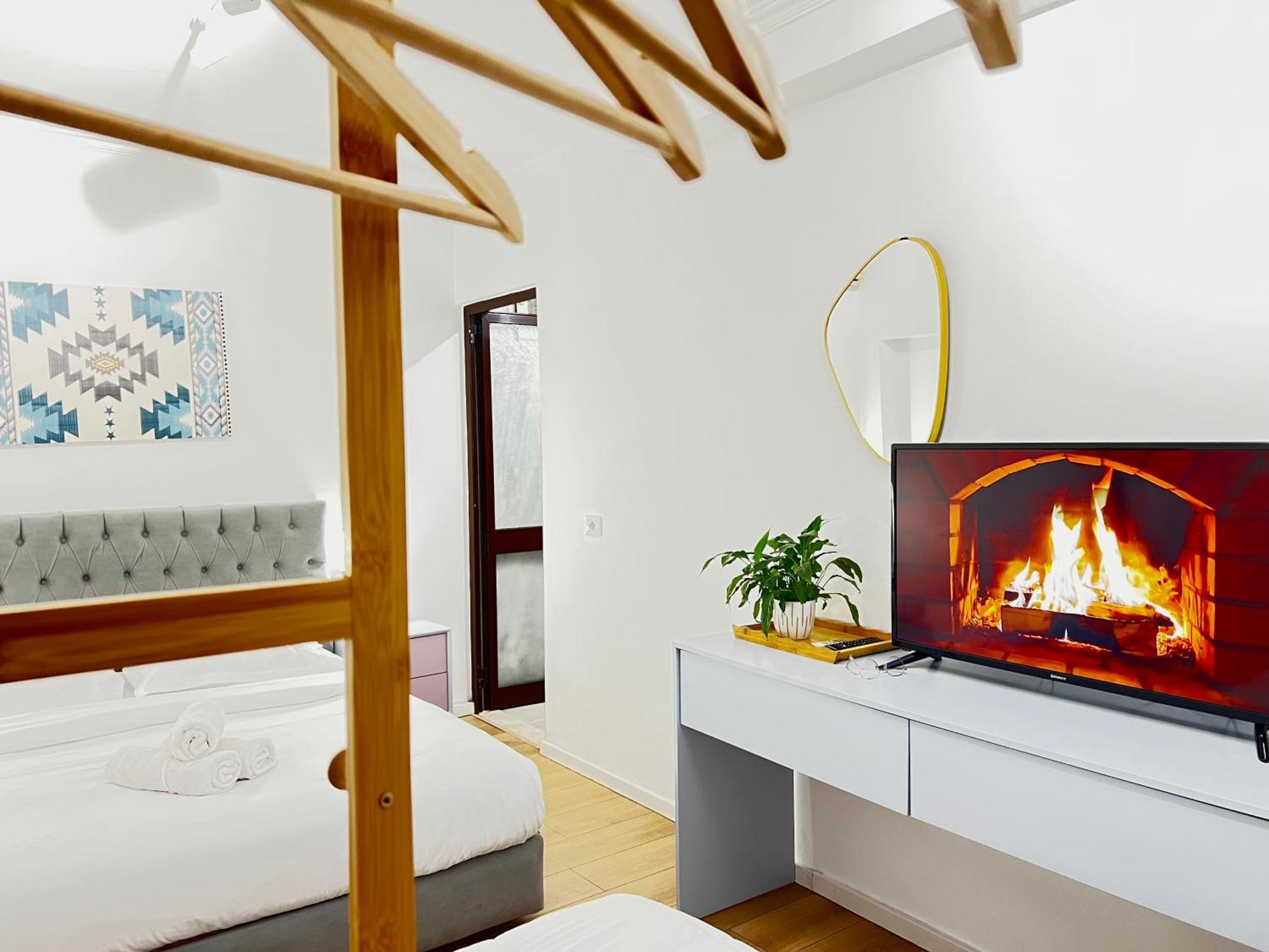 Tirana Square Hotel Ngoại thất bức ảnh