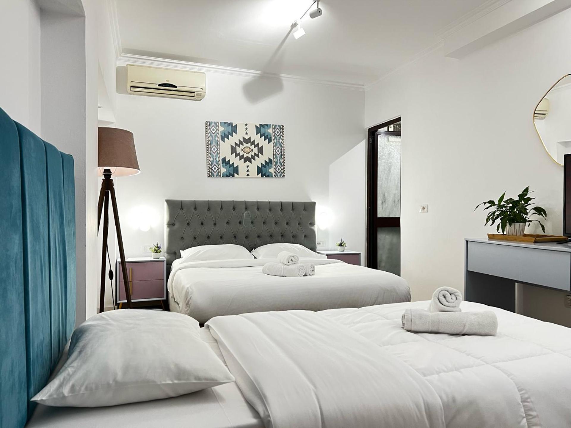 Tirana Square Hotel Ngoại thất bức ảnh